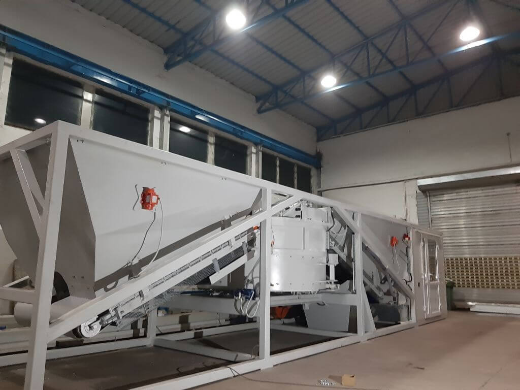 Bloquera ponedora G12, pruebas de producción en fábrica